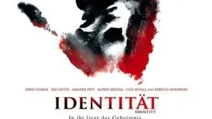 Summer Frights: Identität