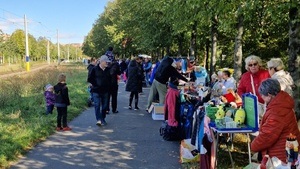 Nachbarschaftströdelmarkt