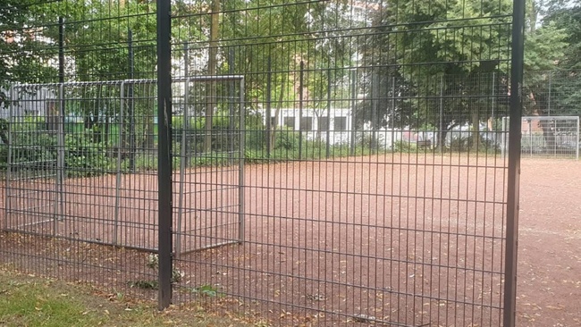 JUGAD pick-up football / pick-up Soccer