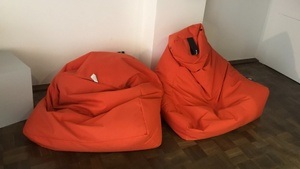 Auf die Plätze, fertig, los! Eine Reise zu alten und neuen Sitzideen