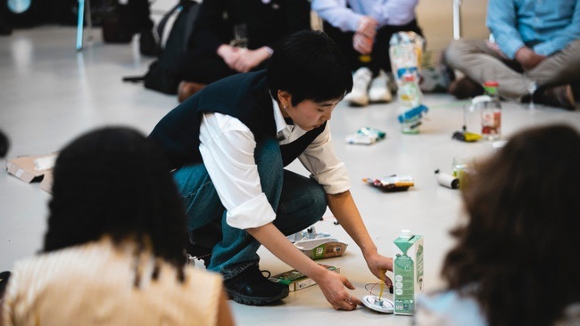 TUNE live. frameless x TUNE for children. Performance