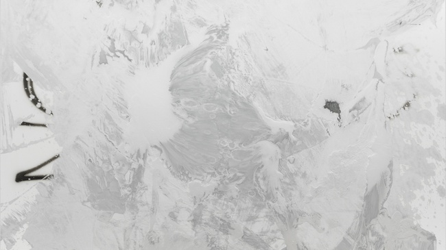 echoes - Stefan Brüggemann