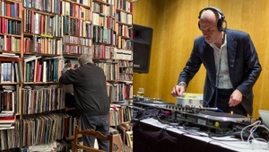 Sounds of the Cities: Klaus & Klaus & Co. Ein Abend zum ersten Todestag von Klaus Ronneberger.  Kommentiertes Auflegen mit Klaus Walter, Hits aus Ronnebergers Plattensammlung