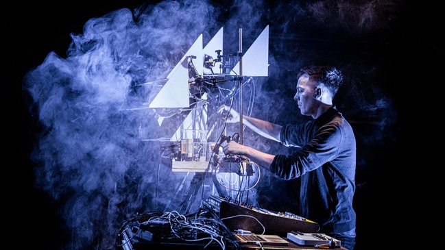 Moritz Simon Geist (Techno-Roboter), Jacob, Beck & Klein  (Elektronischer Post Barock)