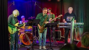 MBM Jazz Rockets liv im Cafe de fiets