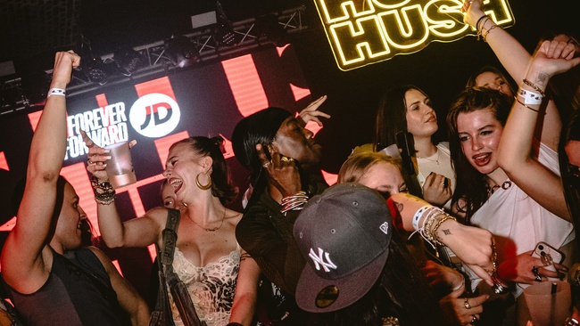 HUSH HUSH w/ HAIVAI B