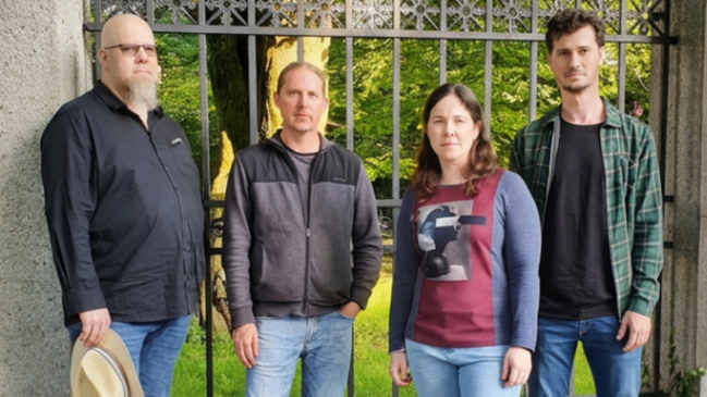Schienenbuskonzert mit Amanda und der Wolff
