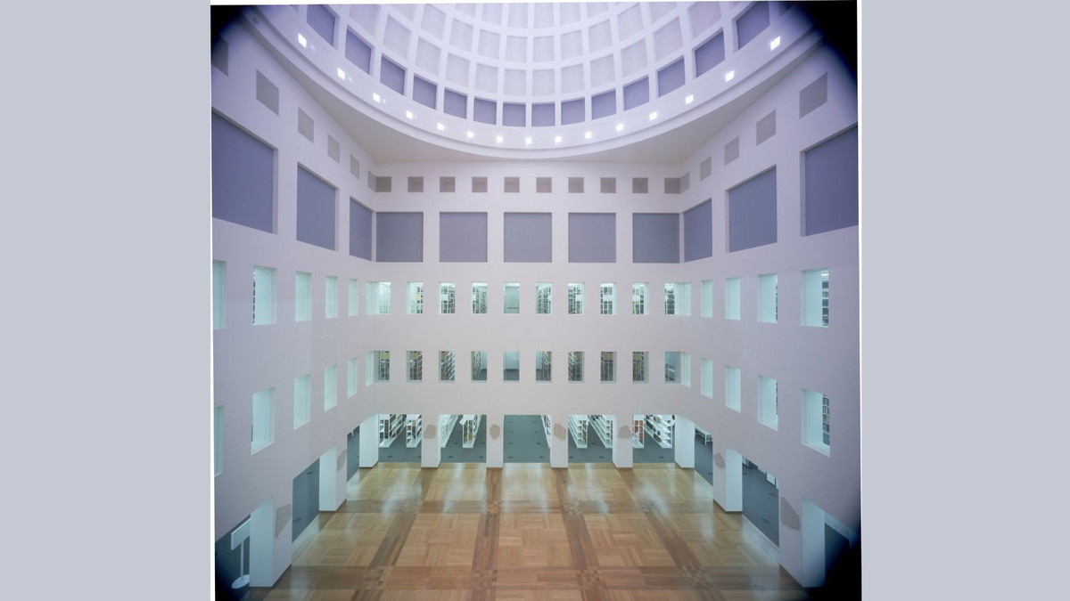 Titelbild der Veranstaltung O.M.U. – Architektur im Quadrat Kunst+Pause im Museum für Angewandte Kunst Köln (MAKK)