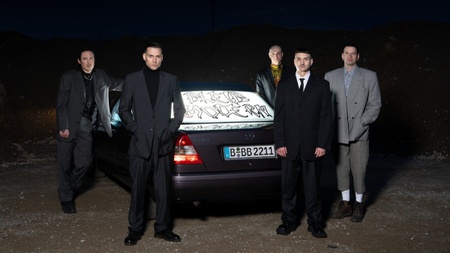 Bleib Modern + No Love Lost