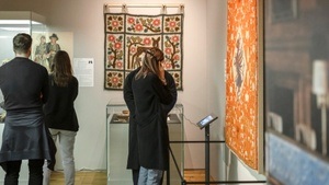 FÜHRUNG:  Kunsthandwerk und Design im Nationalsozialismus