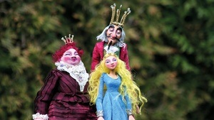 Dornröschen: Fredi Latzke Teil 3 - Die Rückkehr | Figurentheater Neumond