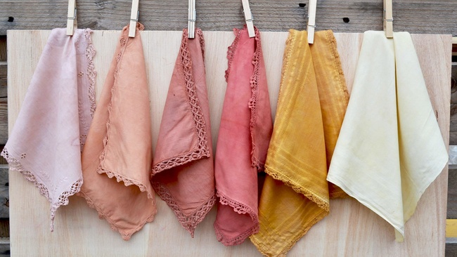 Natürliches Färben von Textilien