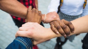 Podiumsdiskussion „Wege zum Frieden“