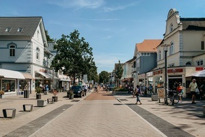 Antik-&Flohmarkt Waitzstrasse