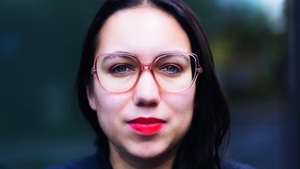 Ronya Othmann liest aus „Vierund­siebzig“