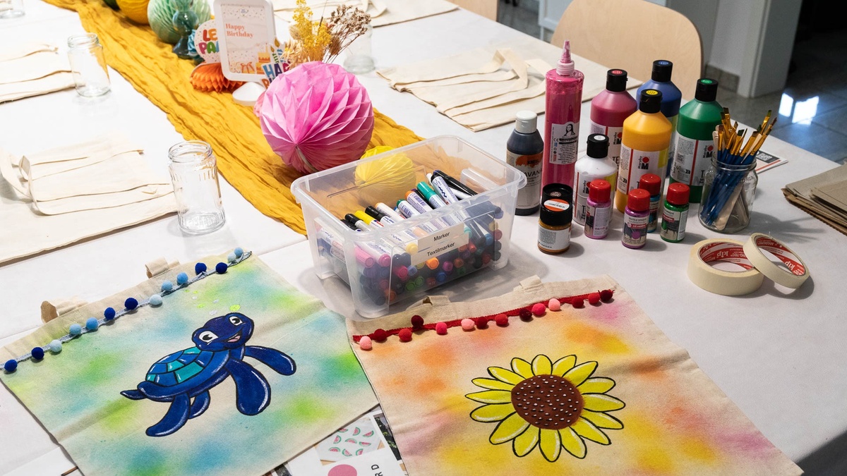 Kreativer Kindergeburtstag in Köln – Feiern & Basteln im MrsBerry Studio