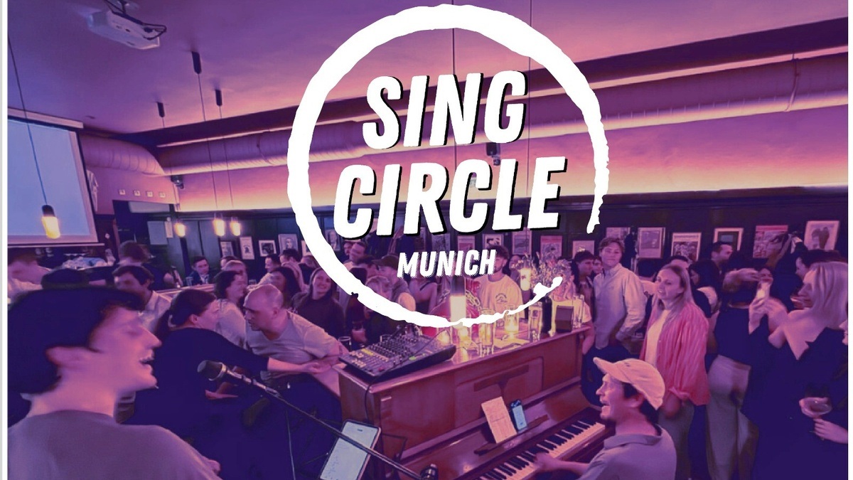 Sing Circle- the piano Singalong Jam im Alten Simpl