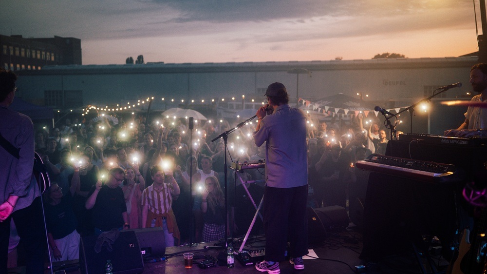 Bunt oder Blau – Das unendliche Festival 2025