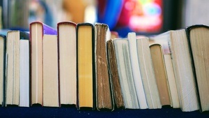 Politisch Lesen // Der ZweiEinsDrei Buchklub im HausDrei