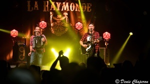 La Raymonde: Tes p'Tits maux