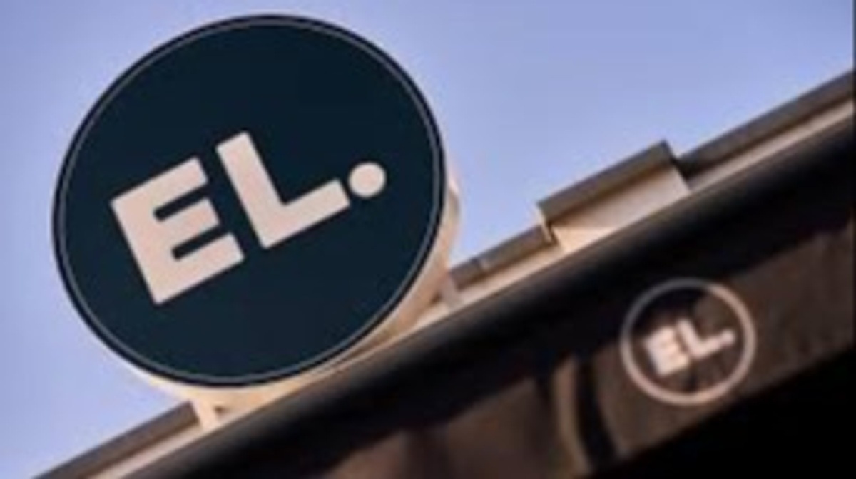 EL.
