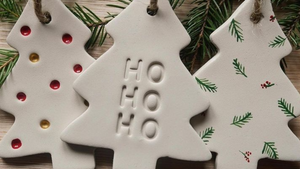 Weihnachtskugeln, Weihnachtsschmuck: DIY Weihnachts Accessoires & Cinnamon Roll @ Midnight Bazar |