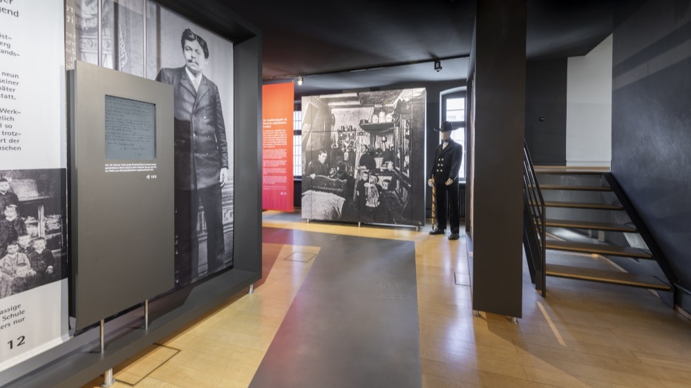 Führung durch die Dauerausstellung „Vom Arbeiterführer zum Reichspräsidenten“