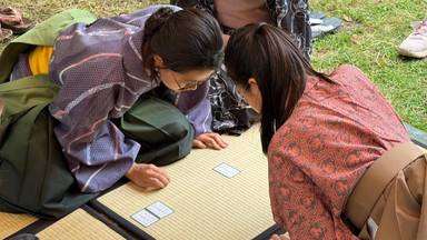 Kyogi-Karuta: Traditionelles japanisches Kartenspiel