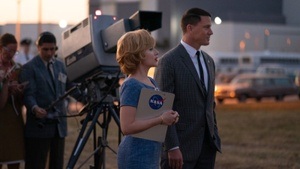 Strick-Kino: TO THE MOON