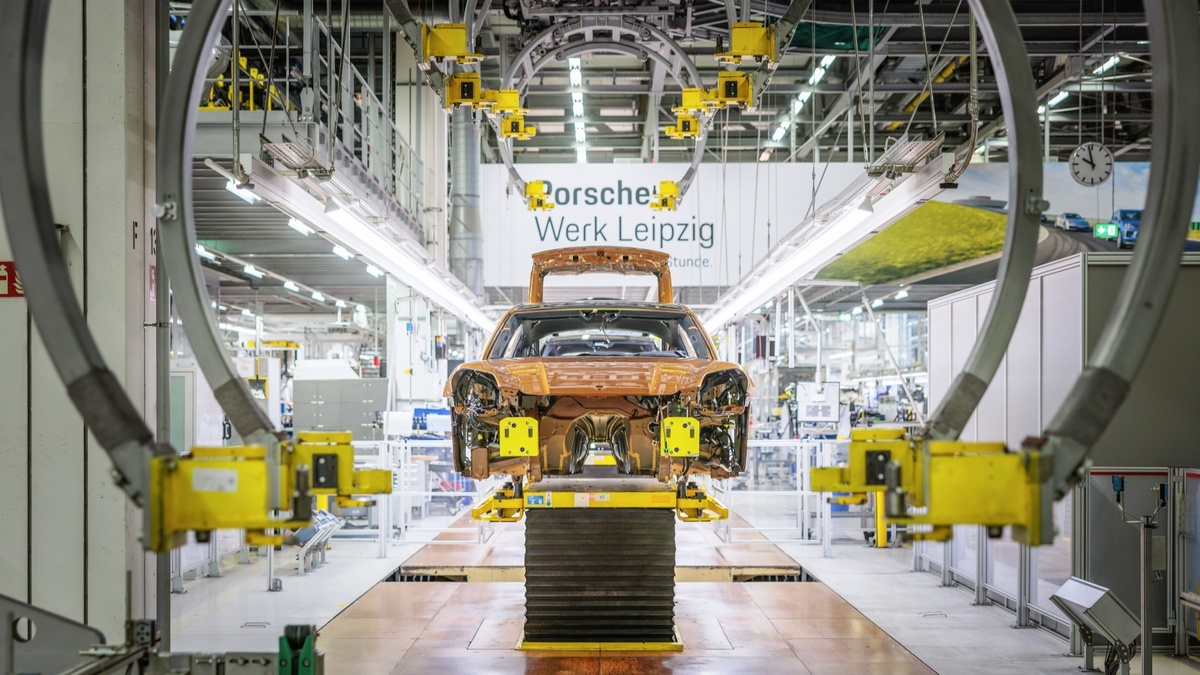 Porsche Experience Center Leipzig, Werksführung Klassik