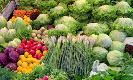 Wochenmarkt auf dem Dr.-Ruer-Platz