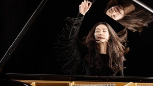 Einsteins Piano: Younee