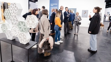 English ARTtours – Guided Tours at ART COLOGNE 2026