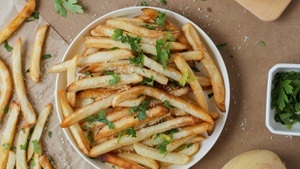 Like Fries in the Sunshine – Pommes & Toppings satt