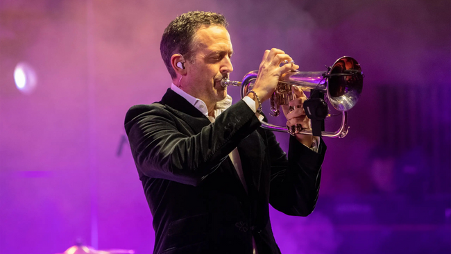 Till Brönner & Dieter Ilg begegnen Vince Mendoza & WDR Big Band – Anima Europea