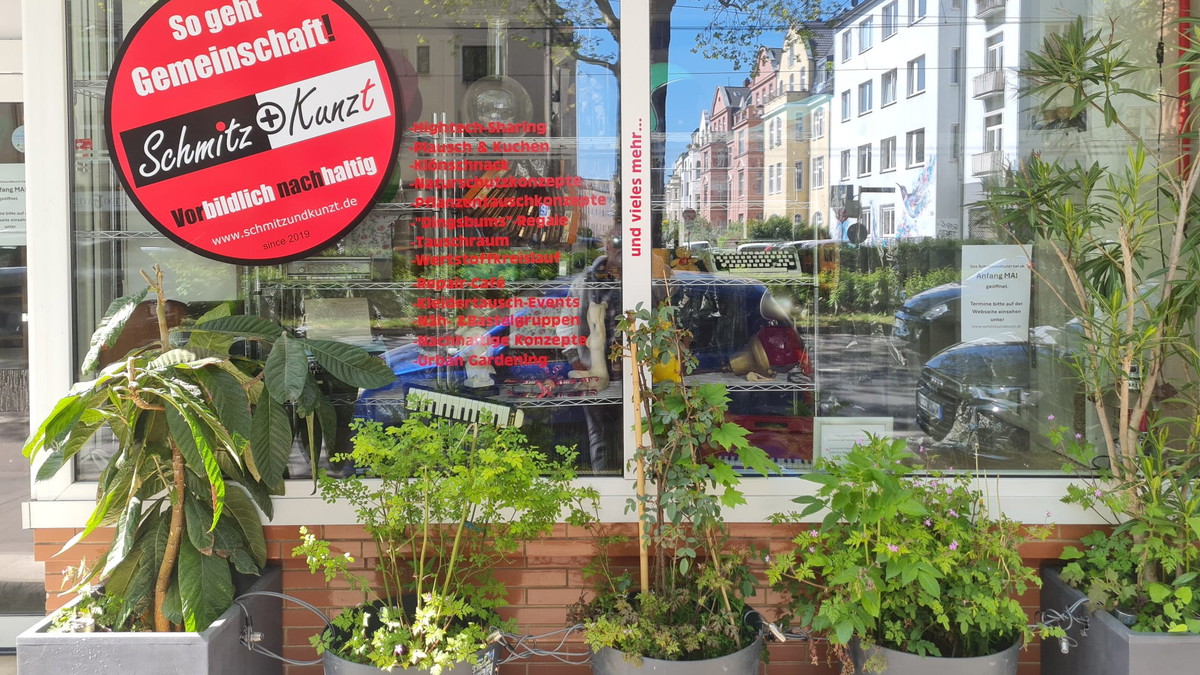 Kleider "TauschRausch" am Abend (Damenmode)