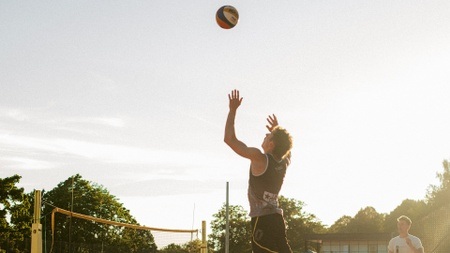 Beachcup Schnelle Brille 2 vs. 2 Herren Beachvolleyballturnier