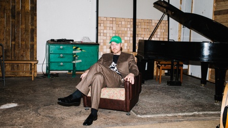 TUNE. Beni Brachtel. Installation „ATTACK DECAY SUSTAIN“