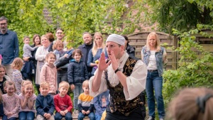 Mitspieltheater von und mit Dennis Nahke: „Mutter Erde spricht zu ihren Freunden“