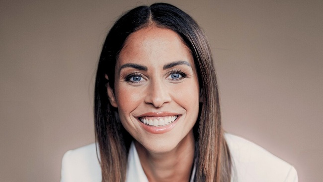 Negah Amiri „Schön laut“