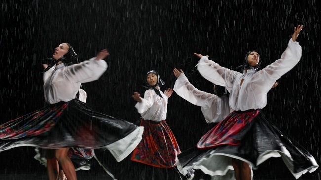 Führung in deutscher Sprache | Marina Abramović: Balkan Erotic Epic. The Exhibition