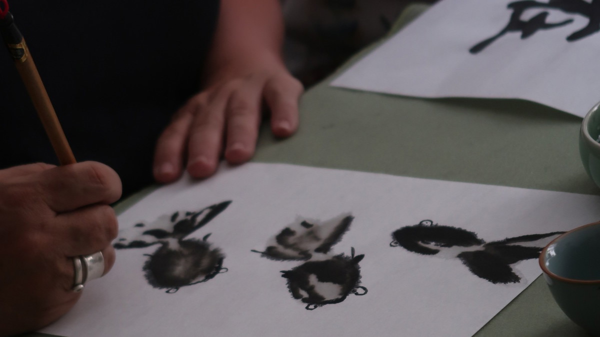 Titelbild der Veranstaltung Kunstworkshop mit chinesischer Kalligrafie