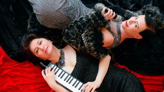 Aber bitte nicht nur Sahne: Udo Jürgens // Tirzah Haase & Armine Ghuloyan