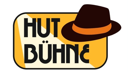 Hut-Bühne mit Darling Rambo
