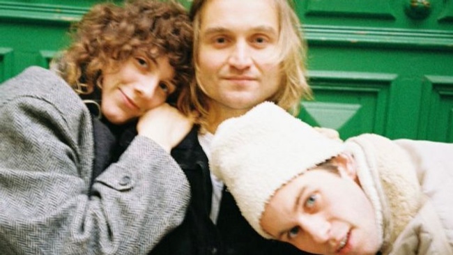 Lisa Harres, Ralph Heidel & Finn Ronsdorf present: Friends with Oranges [live] (Indie / Artpop)