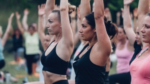 Sport im Park - Yoga Special am Schloss Solitude
