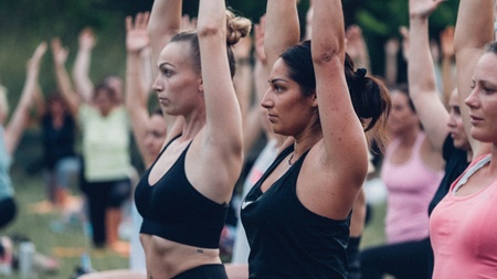 Sport im Park - Yoga Special am Schloss Solitude