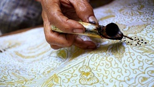 Workshop zur indonesischen Batik (im Rahmen des Märchenfests)