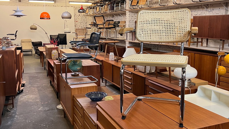 Squilson Vintage - Möbel, Thonet- & Designklassiker Lagerverkauf Ehrenfeld am 07.11.2026 in Köln