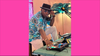 GROOVE NIGHT-FEVER WITH THE RADIOGUY MISTAR. LARRY Migrantpolitan